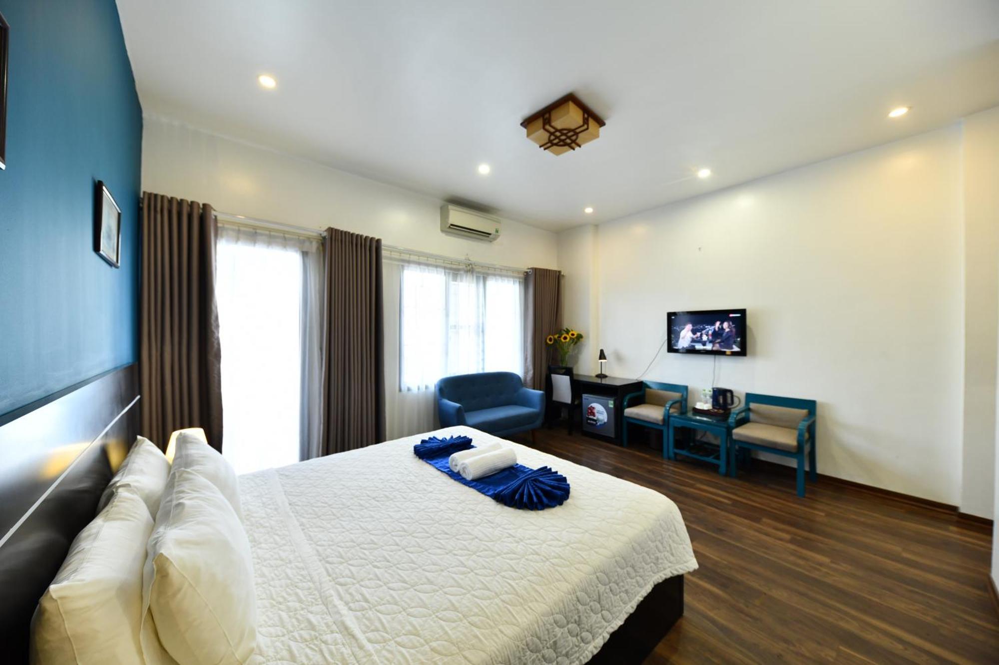 Deluxe Double Room City View